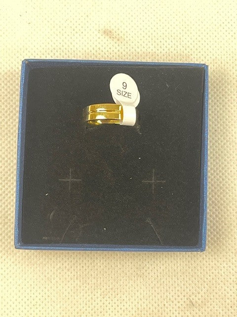 Magiie Ring Gold Ring size 9