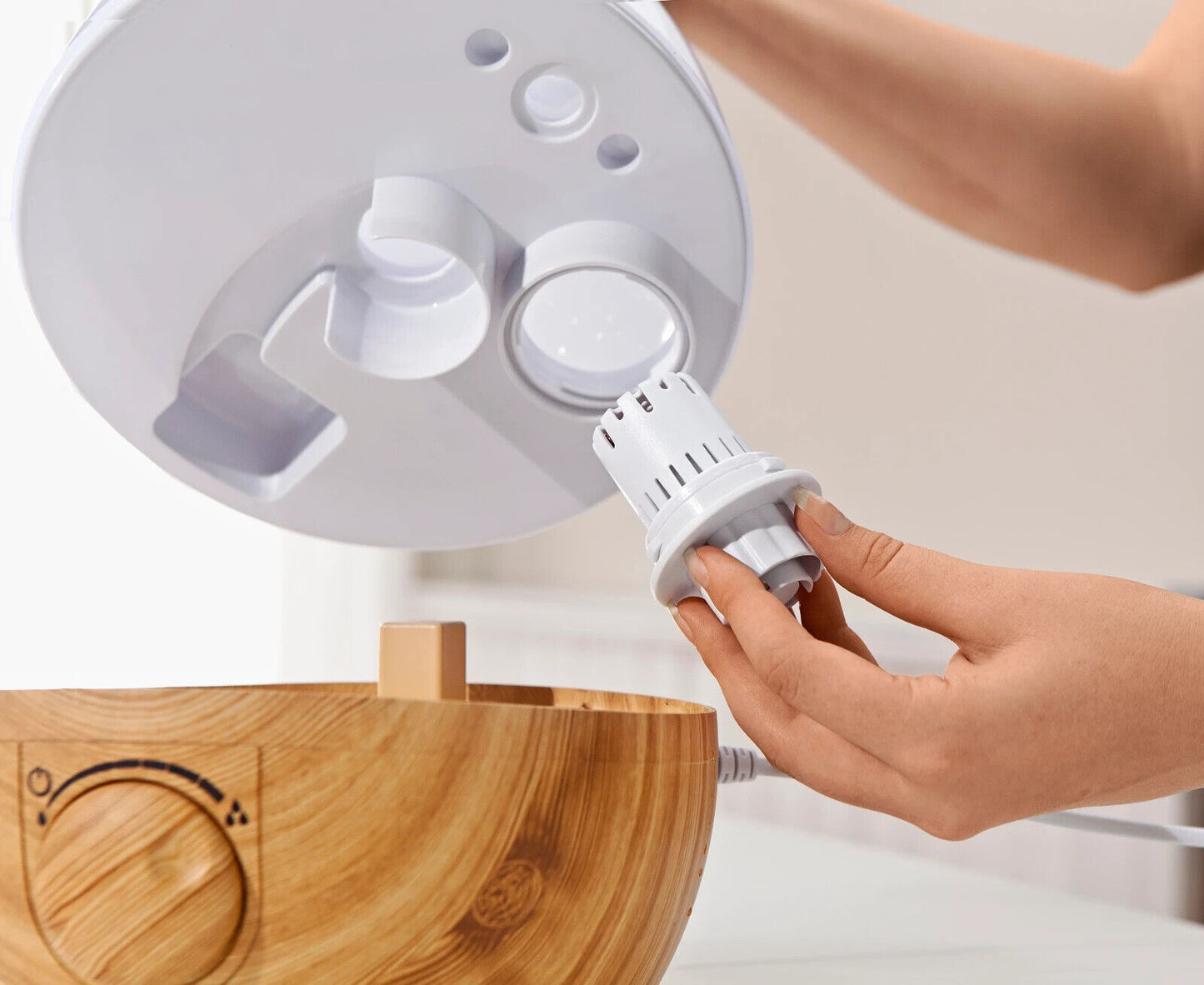 Luftbefeuchter, 3,4 Liter Wassertank LED Raumlicht Holz-Optik mit Aromafach