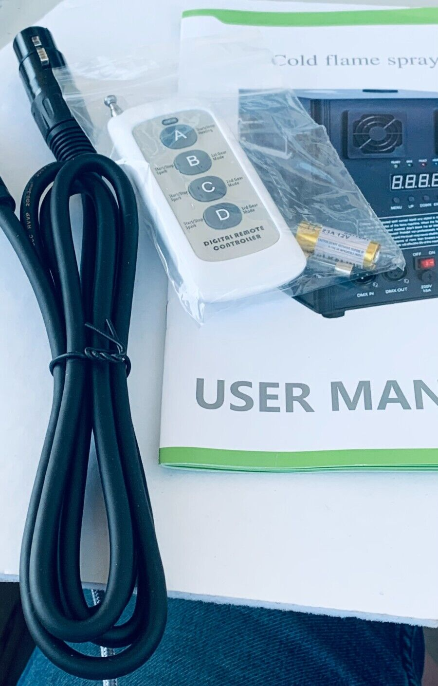 UKing Pyrotechnikmaschinen, 530W Cold Spark Feuerwerksmaschine Stage Schwarz