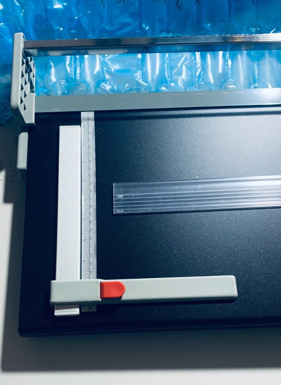 DESK TRIM Plus 150 ohne Untertisch