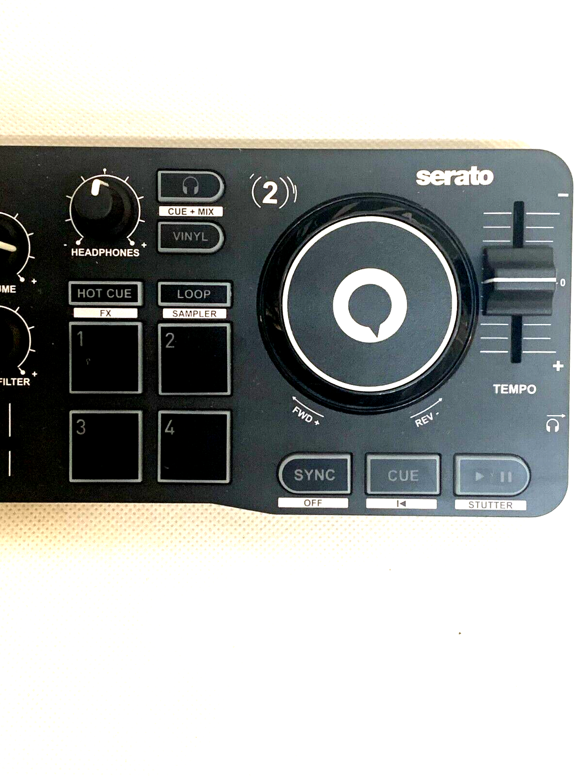 Hercules DJControl Starlight – Portable USB DJ Controller - 2 Decks mit 8 Pads