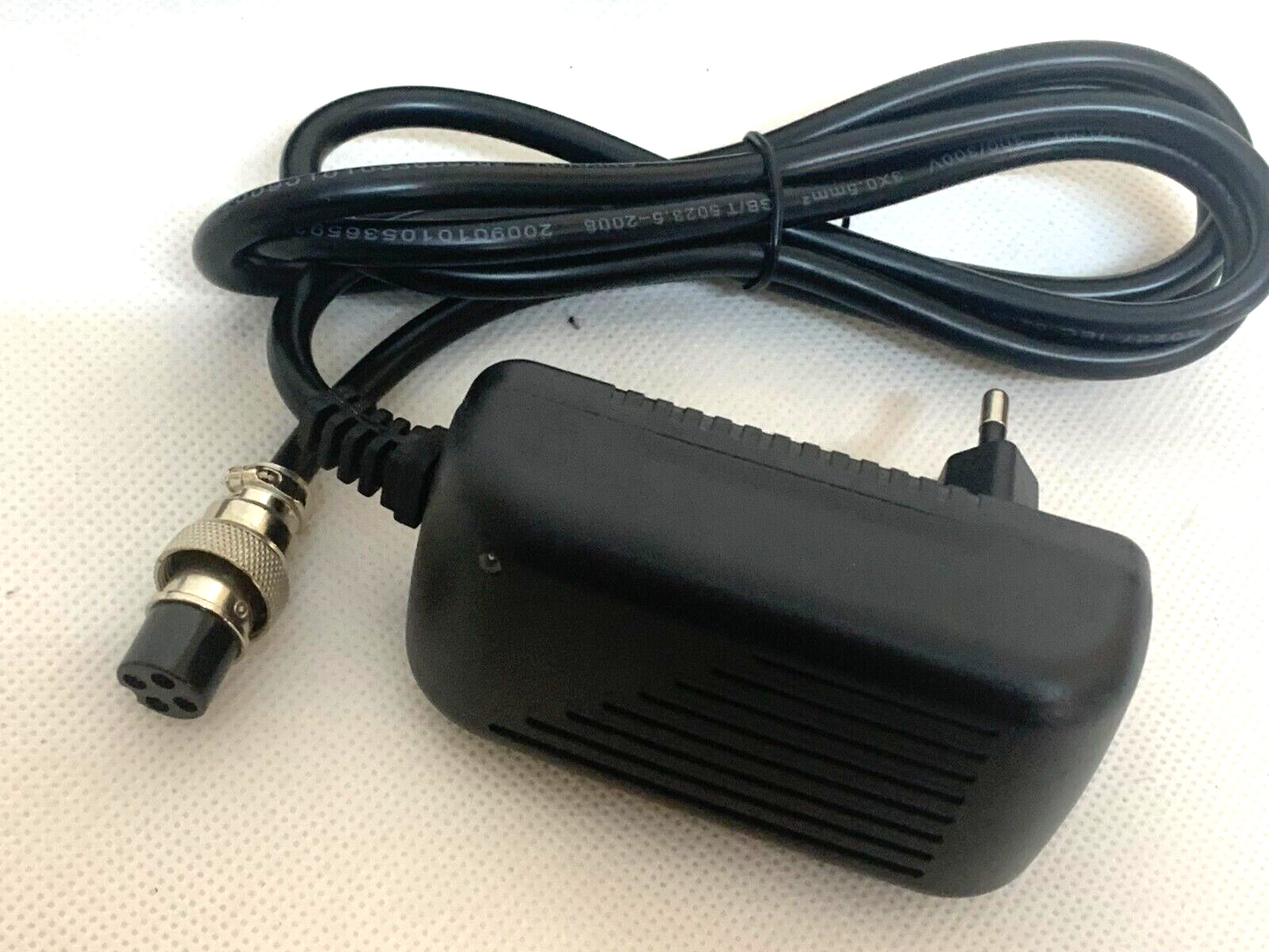 LNYXQX Tragbares 4-Kanal-Mic-Line-Audiomischpult Mischpult 3-Band-EQ USB-Schnitt