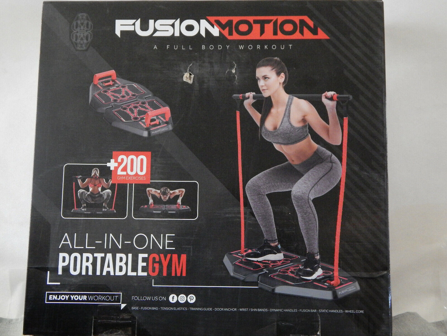 Tragbares Fitnessstudio Fusion Motion mit 8 Zubehörteilen, einschließlich schwer