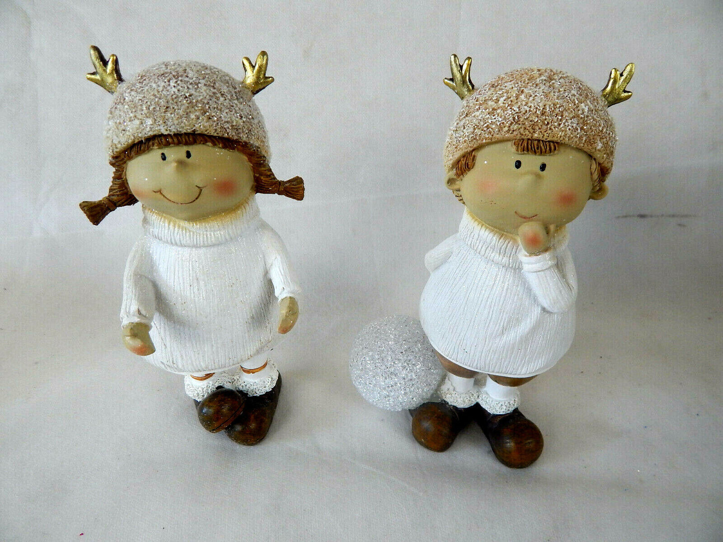 Mila und Lenny hat eine LED-Beleuchtung Kugel