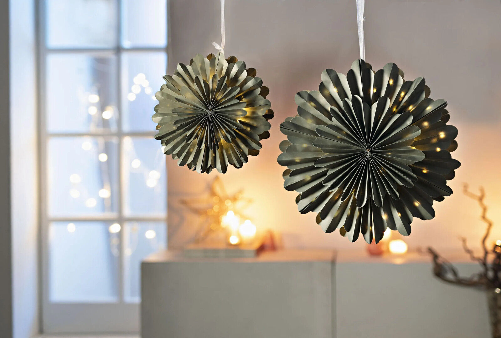 LED-Hängedeko "Schneeflocke" 42,5 cm, 2er-Set, (Farbe: grün) Advent Weihnachten