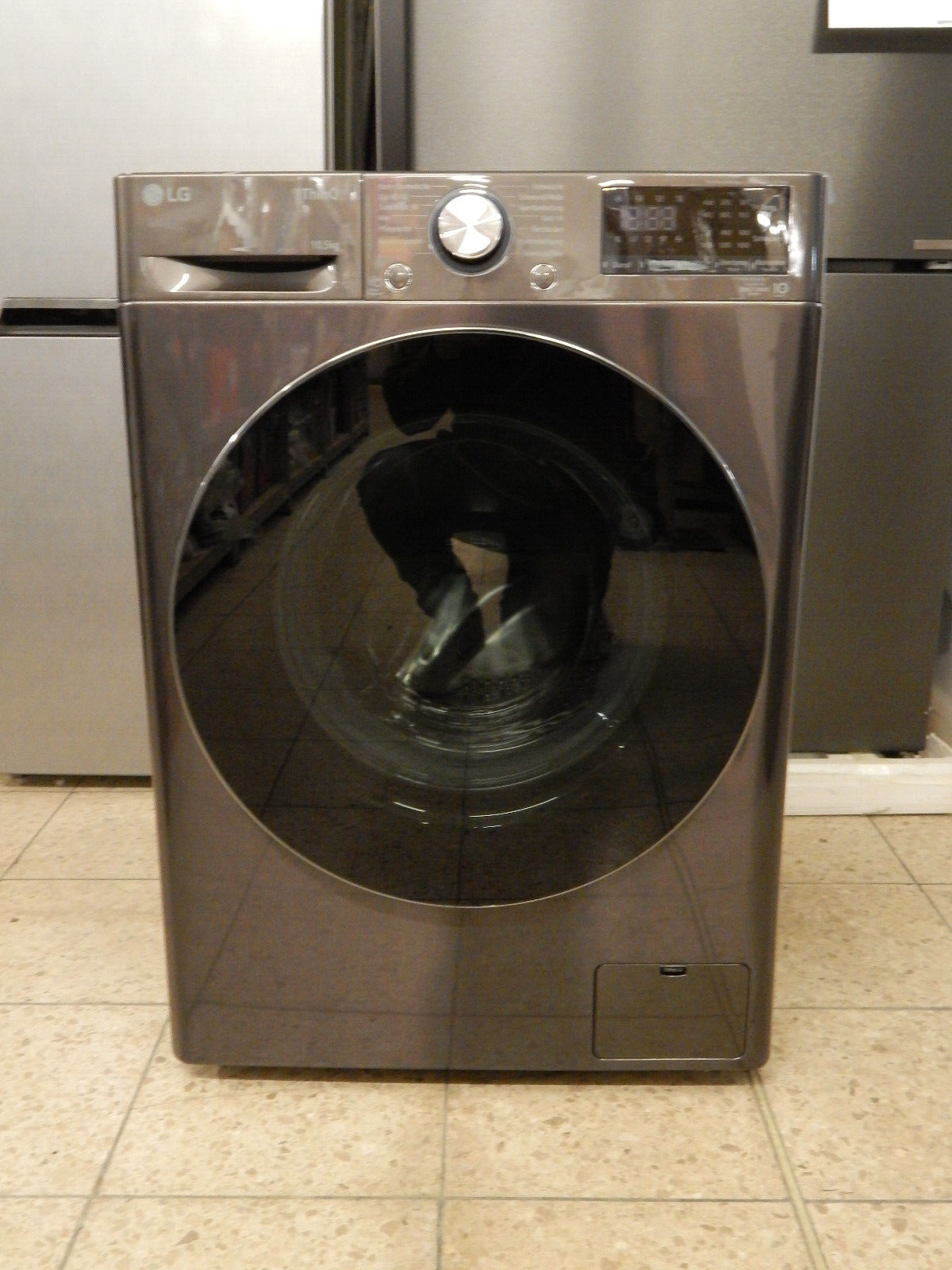 LG WaschmaschineF6WV710P2S 10,5 kg in Schwarz 1600U/min Inverter Motor Appfähig