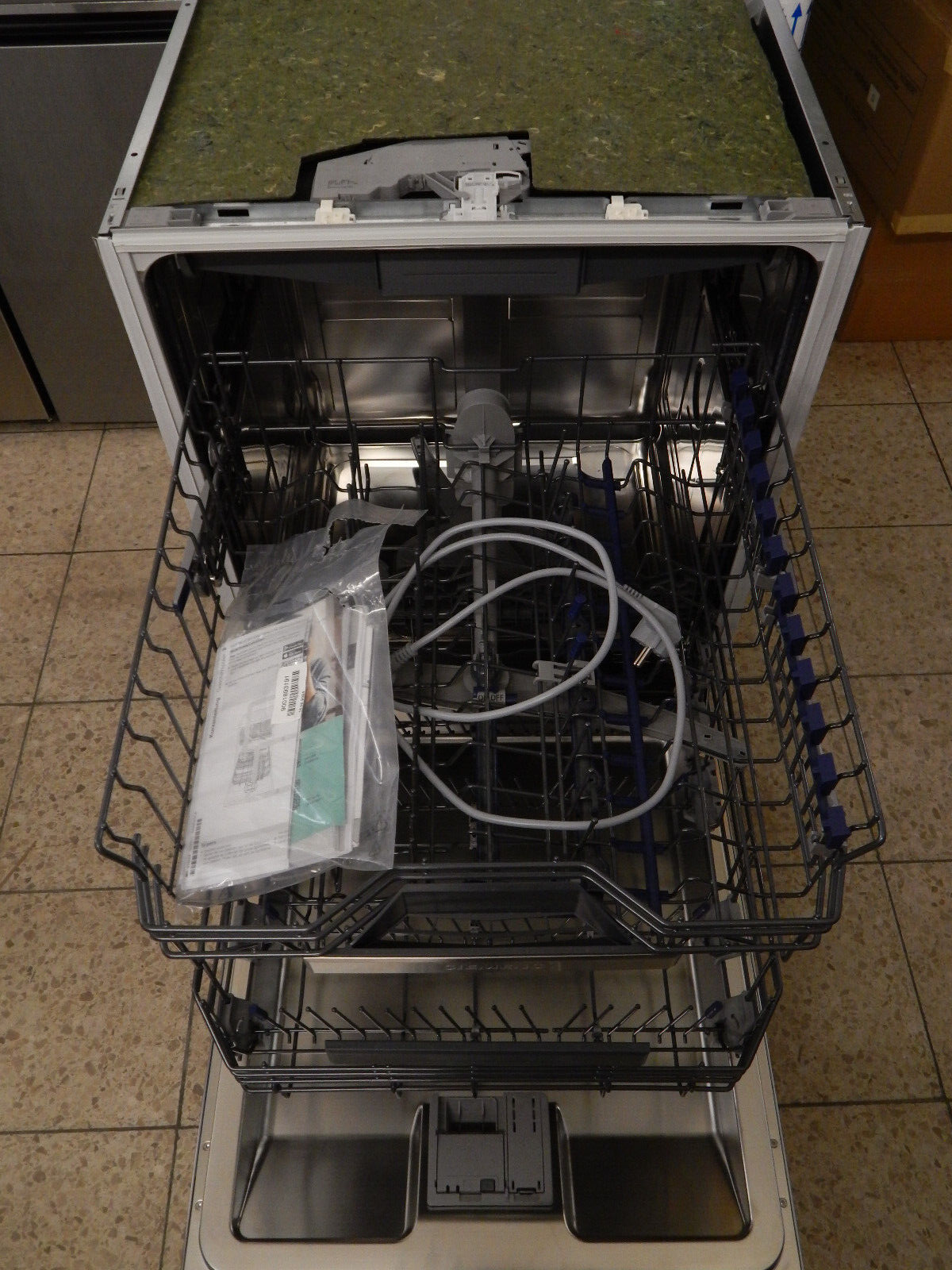 Siemens iQ500 SX65EX07CE vollintegrierbarer Geschirrspüler 14 Maßgedecke Schwarz