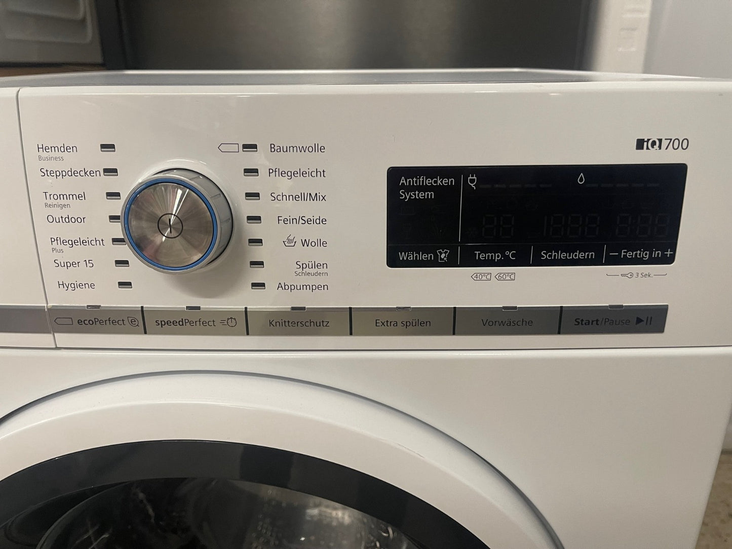 Siemens iQ700 WM16W540 Waschmaschine 8 kg Frontlader 1600U/min in Weiß Waschen