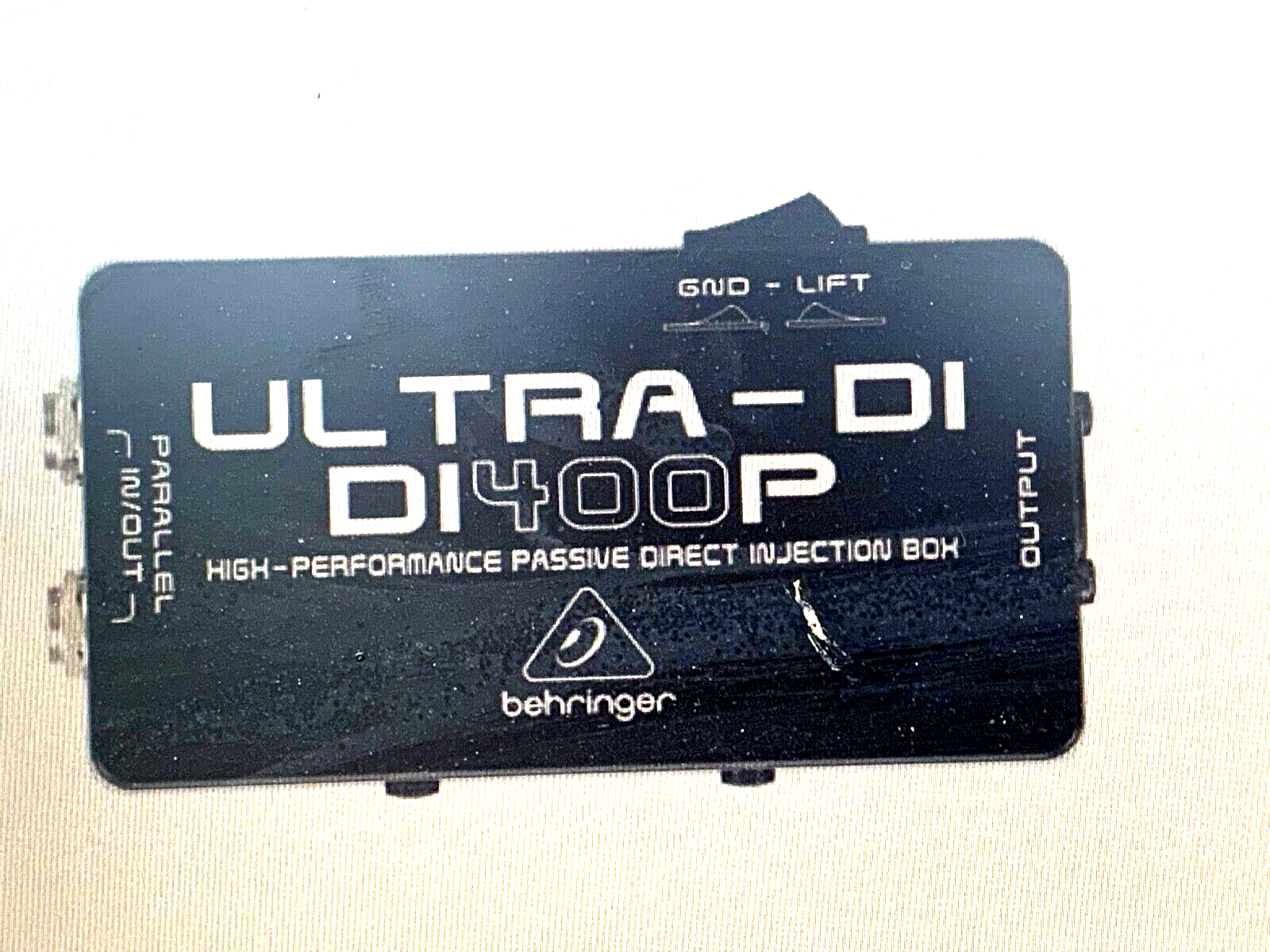 Behringer ULTRA-DI DI400P Passive Hochleistungs-DI-Box