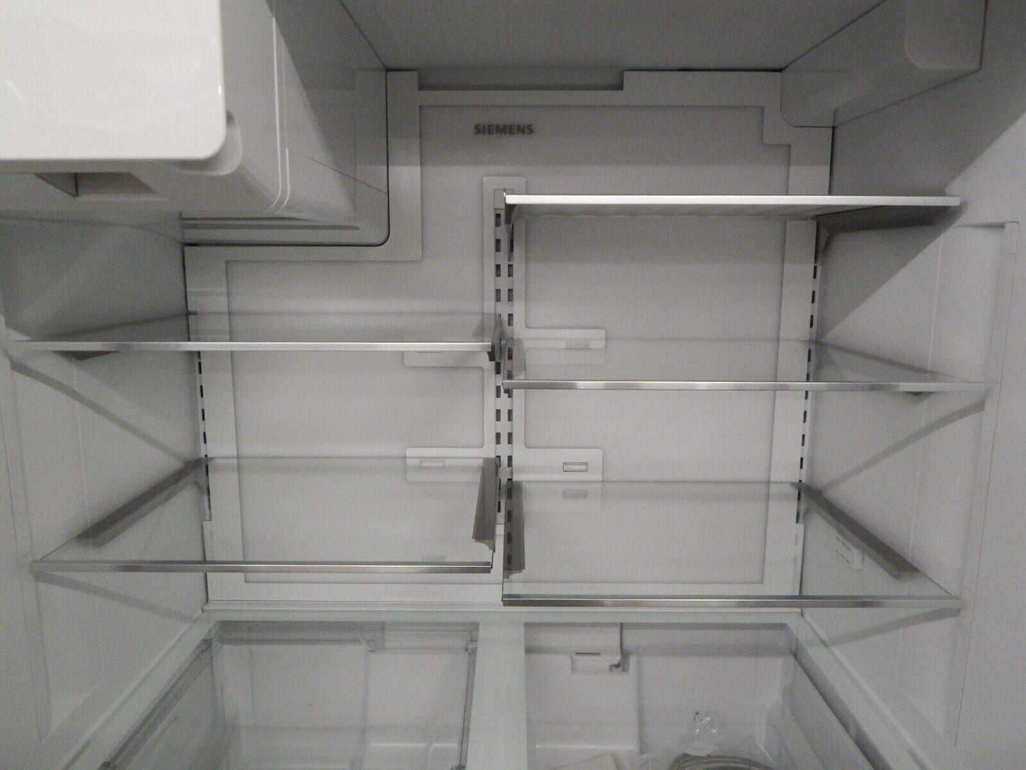 Siemens Multi Door iQ700 KF96DPPEA Stand Kühl-Gefrierkombination Side-by-Side
