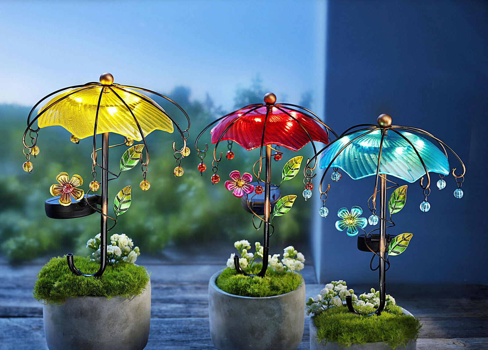 Solar-Gartenstecker (Schirm: 3er-Set) Licht-Dekoration Regenschirm Blüten Bunt