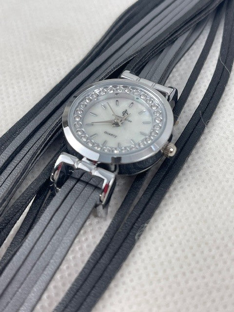 Crystal blue Fashion for fun Damenarmbanduhr (SCHWARZ)
