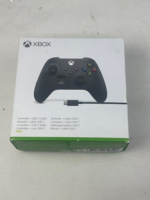 Microsoft Xbox Wireless Controller - Carbon Black (QAT-00009)