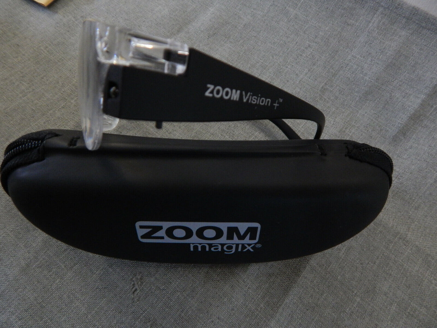 Alltagshilfen  Lesehilfen  Zoom Vision +  LED-Brille