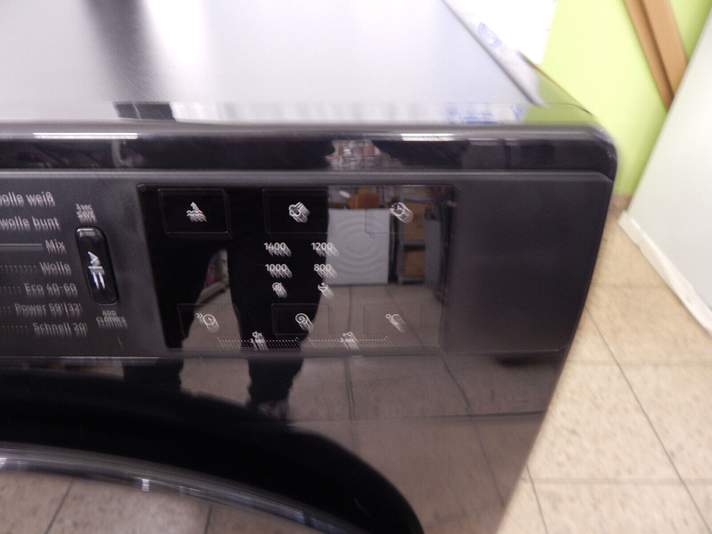 Gorenje 8kg Waschmaschine WNFHEI 84 ADPSB, 1400U/min Dampffunktion in Schwarz