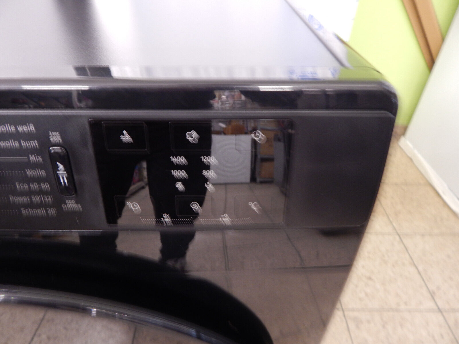 Gorenje 8kg Waschmaschine WNFHEI 84 ADPSB, 1400U/min Dampffunktion in Schwarz