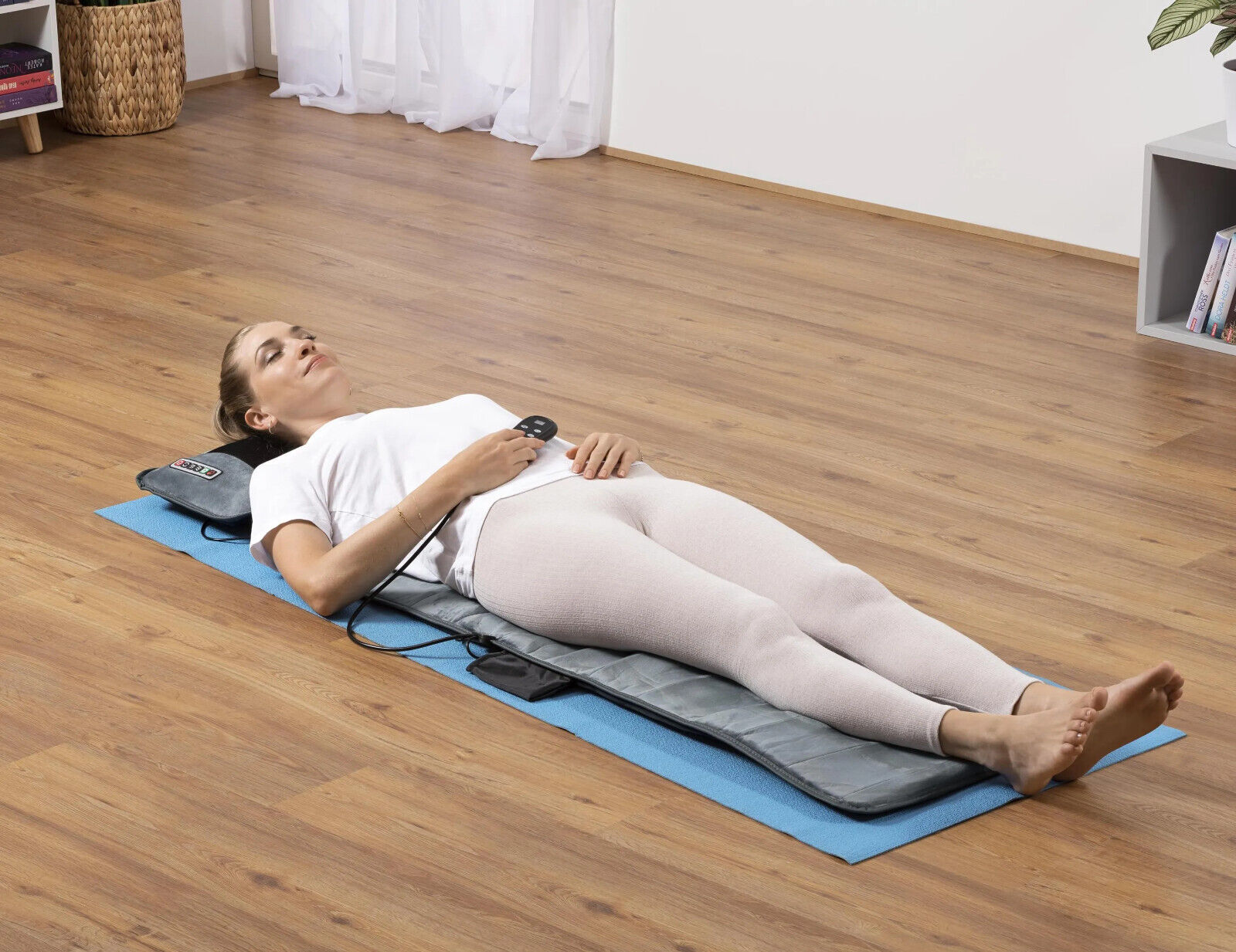 Orbisana Massagematte mit Lendenkissen Ganzkörper Massage Matte in Grau