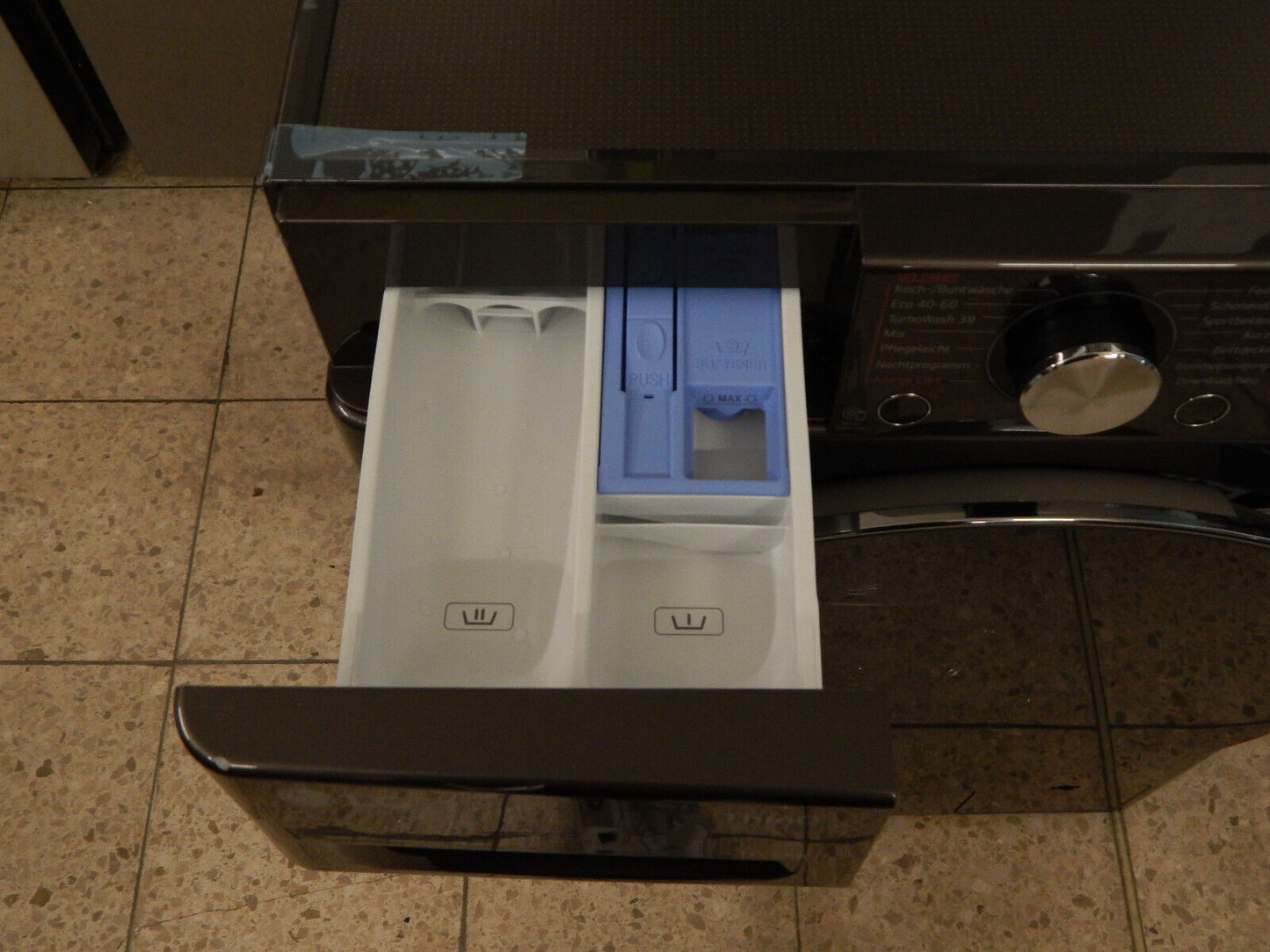 LG WaschmaschineF6WV710P2S 10,5 kg in Schwarz 1600U/min Inverter Motor Appfähig