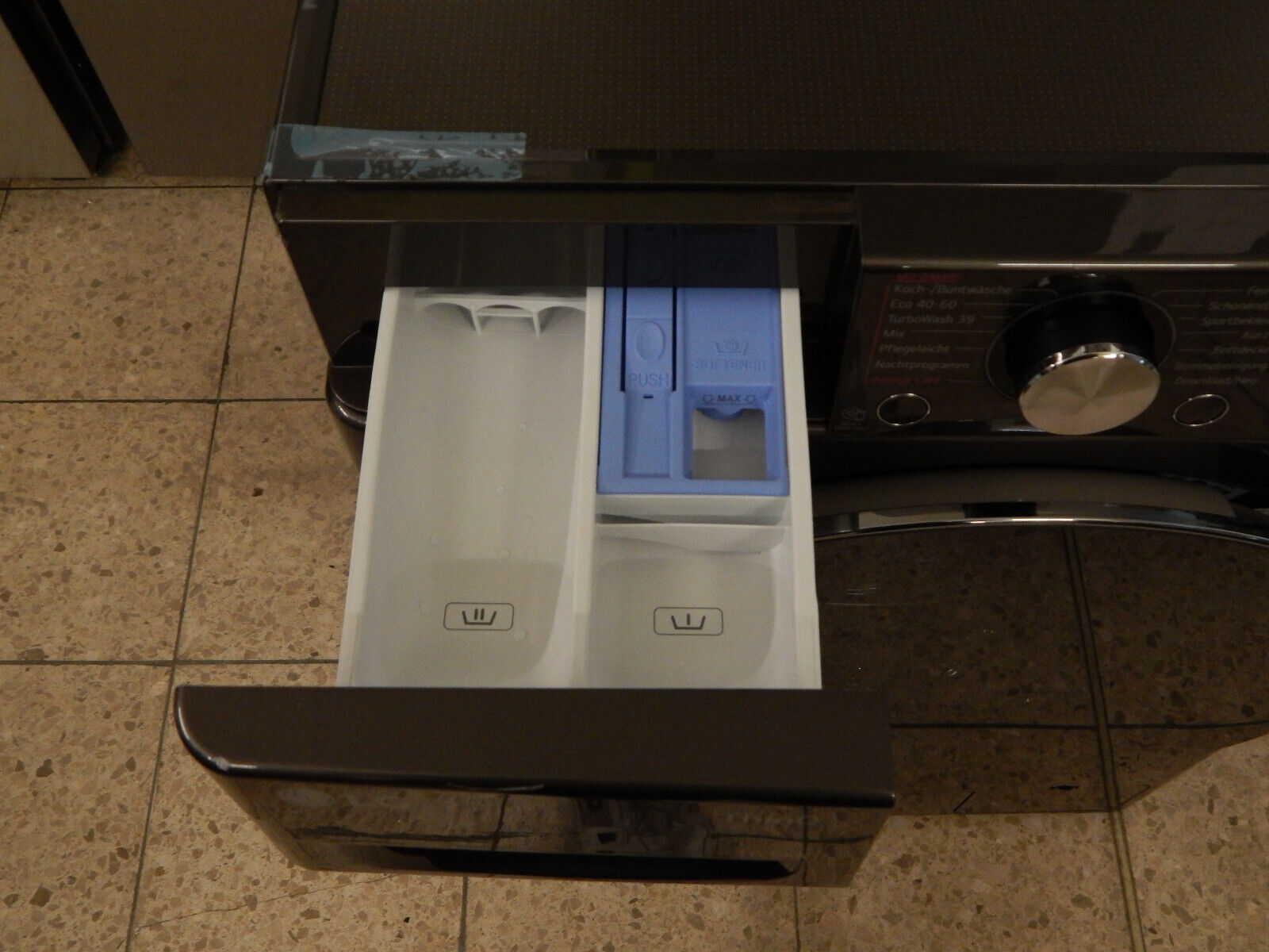 LG WaschmaschineF6WV710P2S 10,5 kg in Schwarz 1600U/min Inverter Motor Appfähig