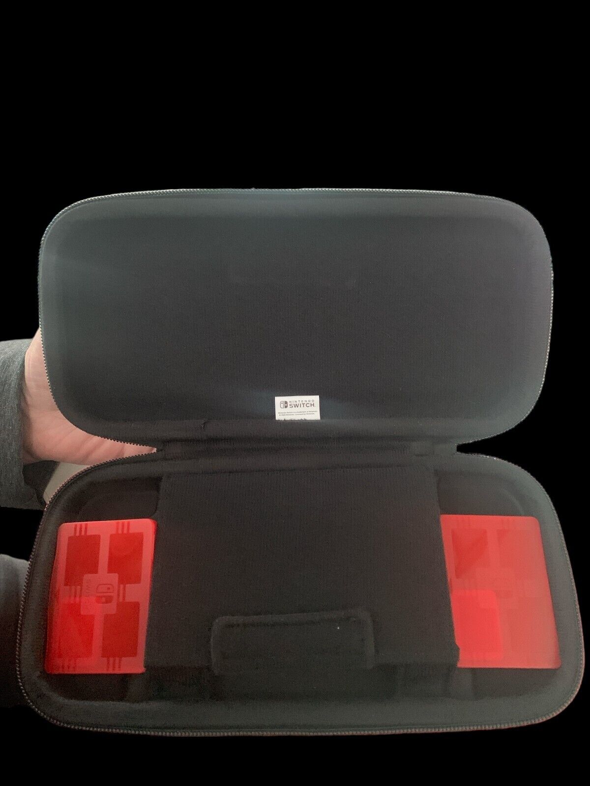 NINTENDO  Transport-Tasche Switch mit Aufbewahrung von Spielen