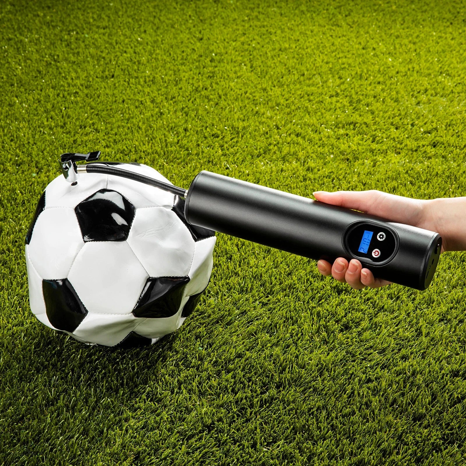 Portabler Akku-Kompressor für Fahrrad, Fußball, Reifen usw. mit Licht in Schwarz