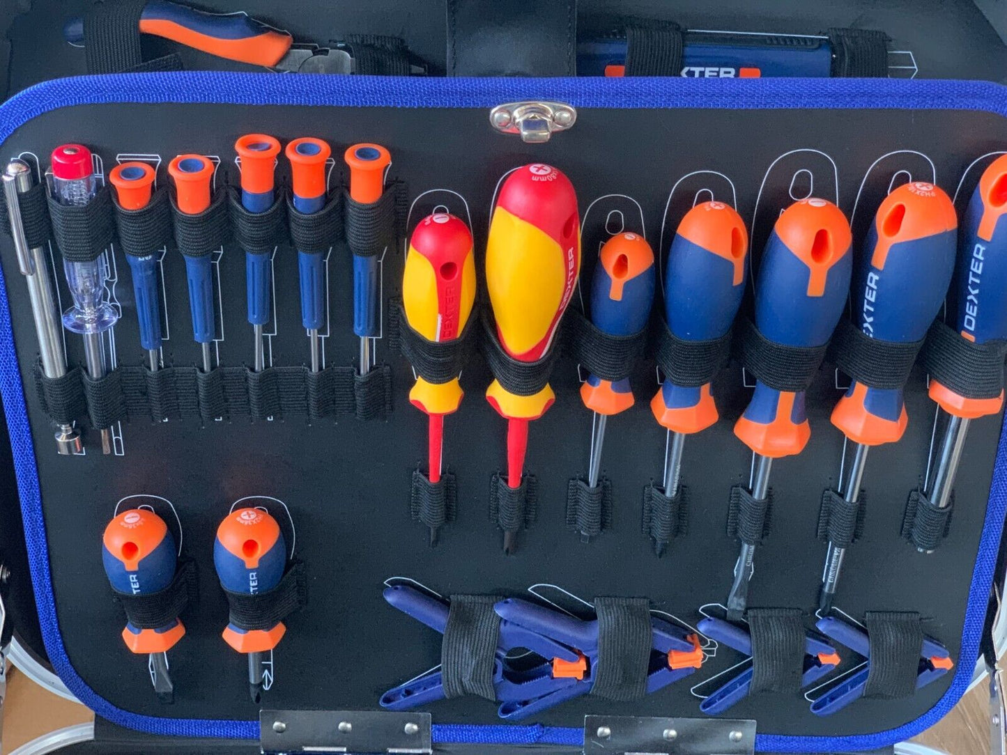 DEXTER - 141-teiliger Werkzeugkoffer - Mit Transportkoffer - Komplettset -, Neu
