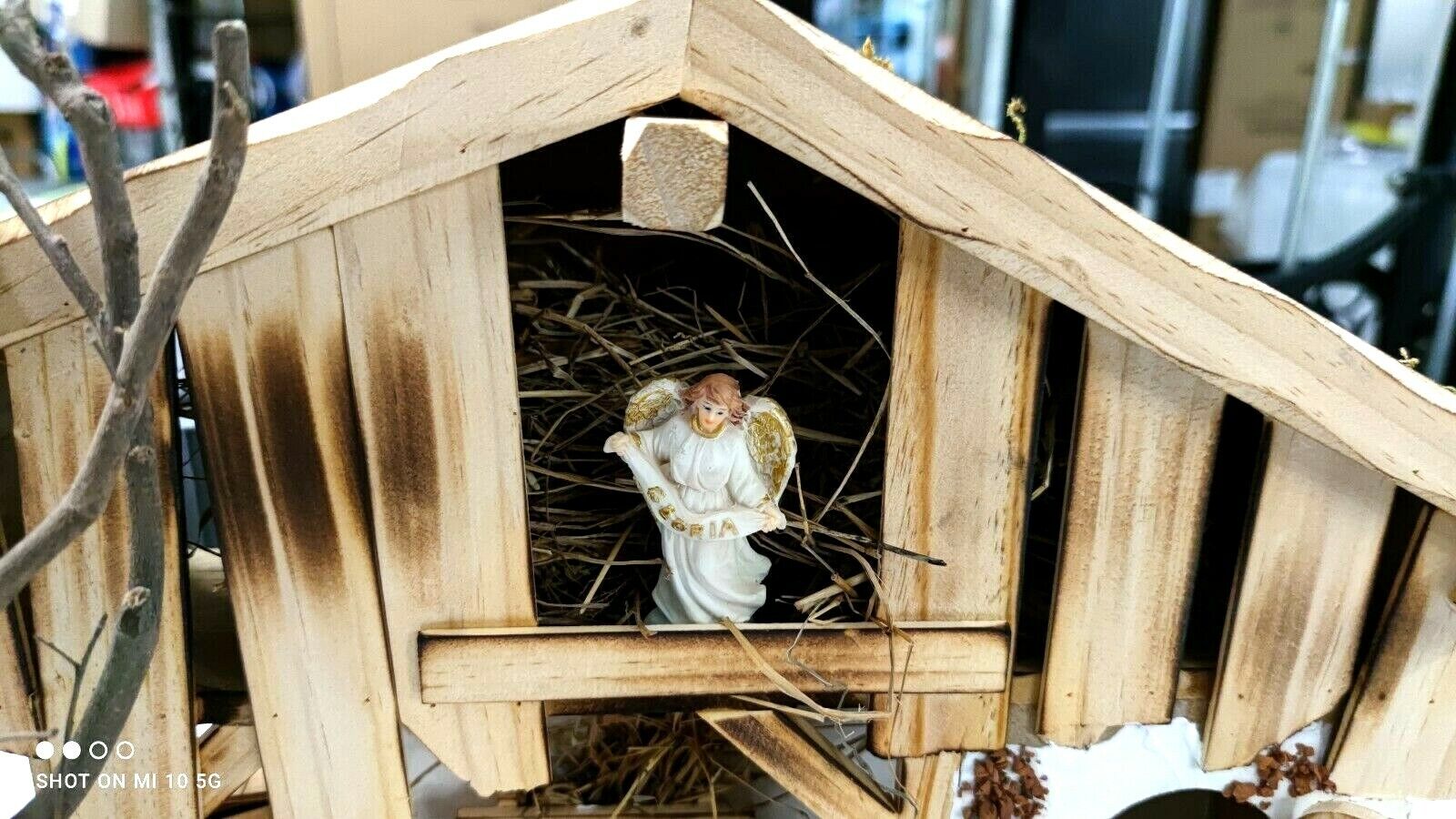 Weihnachtskrippe  aus Holz h=33cm b=60cm Inclusive Figuren No 5191