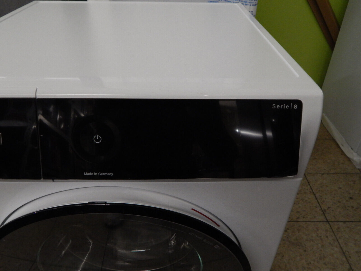 Bosch Waschmaschine Serie 8 WGB256040, 10kg Mengenautomatik 1600U/min in Weiß