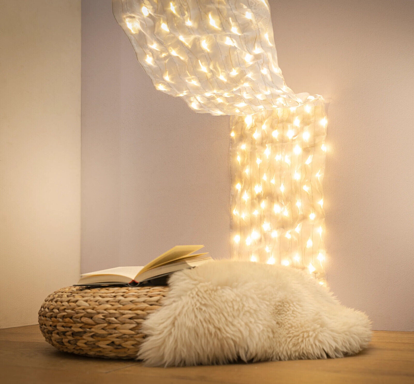 LED-Dekostoff "Glamour" 36x210 cm, 198 LEDs (Farbe: hellgrau) Weihnachten Deko