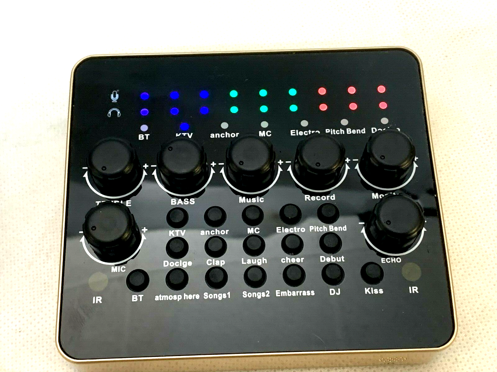 Tragbare wiederaufladbare Live-Soundkarte