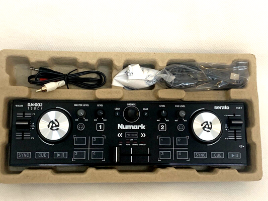 Numark DJ2GO2 Touch – Mini DJ Controller für unterwegs - 2-Deck USB DJ Pult mit
