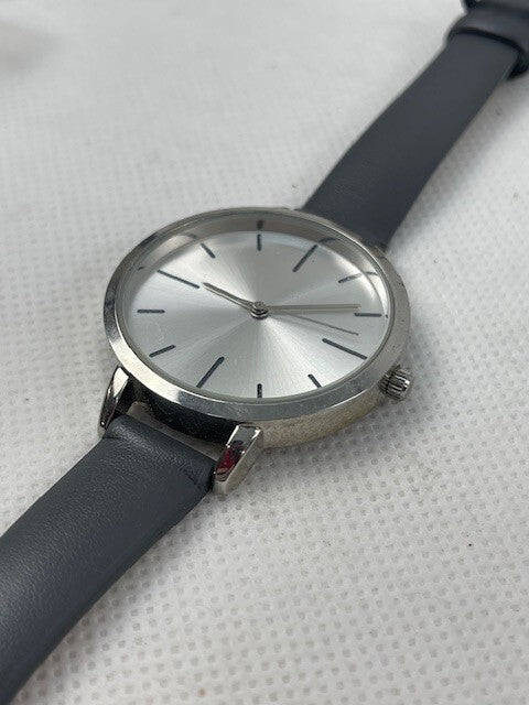Damen Uhr (Schwarz) Freizeit Frauen Armbanduhr Elegant