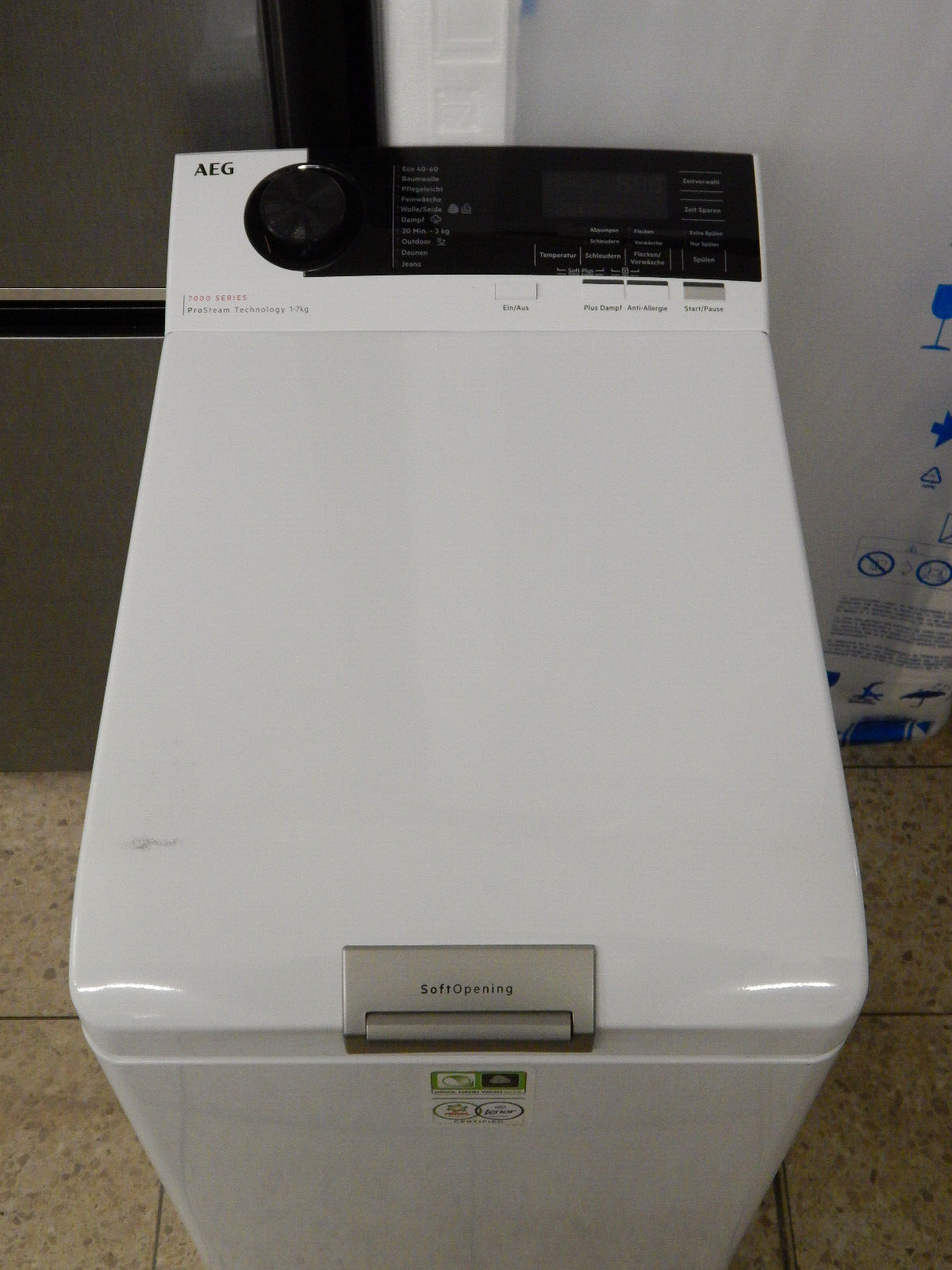AEG Waschmaschine Toplader 7000 LTR7C37STL Mengenautomatik 1300 U/min Weiß 7 kg