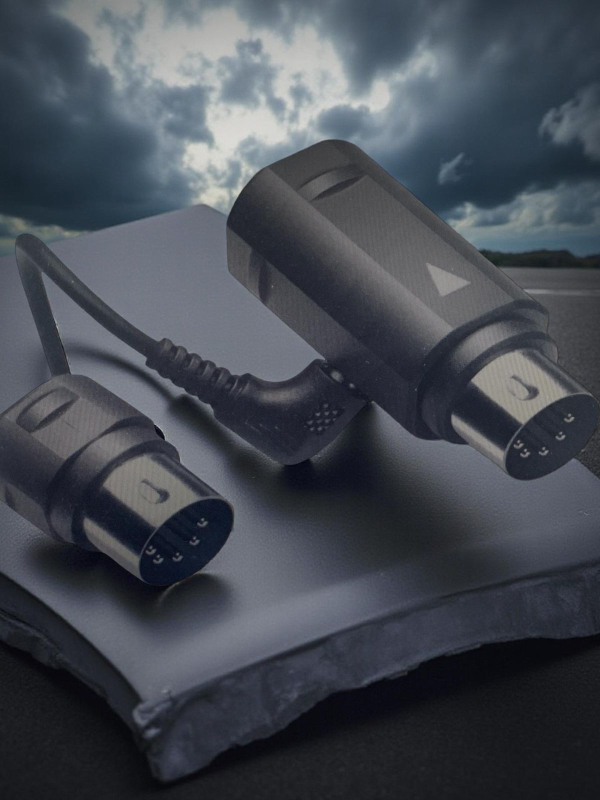CME WIDI Master - Bluetooth (5) MIDI-Adapter für 5-poliges DIN-MIDI - Keine Batt