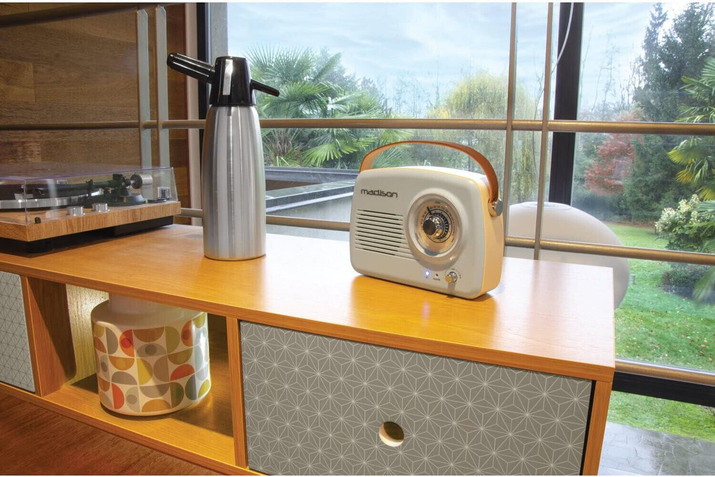 MADISON FREESOUND-VR30 TRAGBARES NOSTALGIE RADIO MIT BLUETOOTH UND FM
