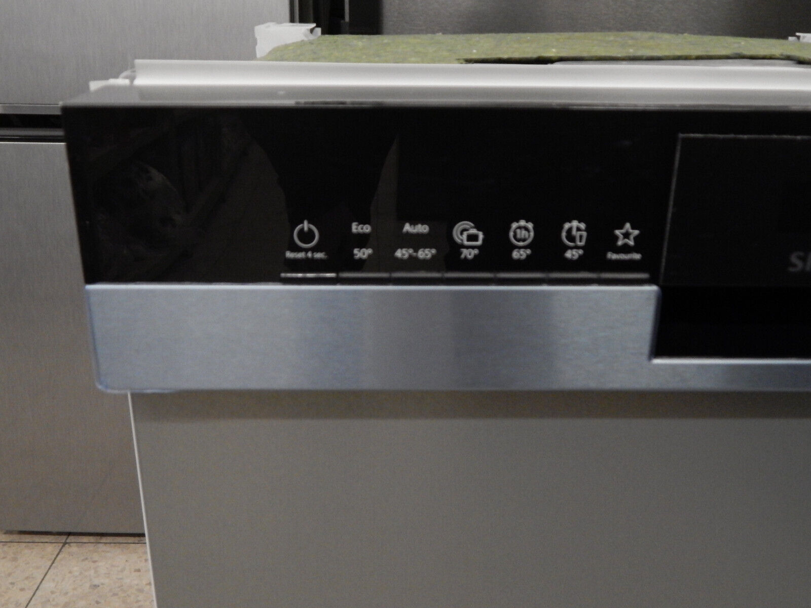 Siemens teilintegrierbarer Geschirrspüler iQ300 SN53ES02CE 14 Maßgedecke Silber