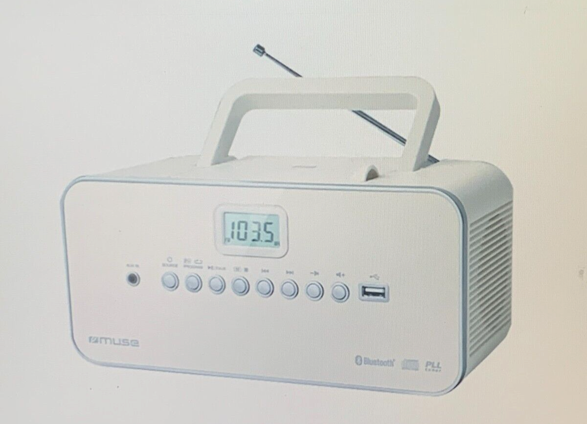 Muse M-30 BTB Tragbares Radio/CD/MP3/USB 