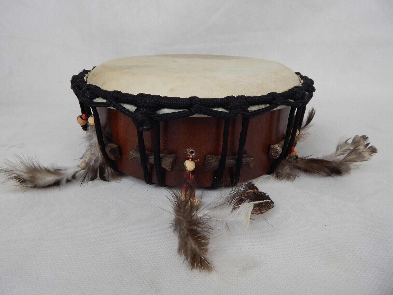 Gewa Schamanentrommel 22cm  Drums und Percussion Mit Federschmuck B-Ware
