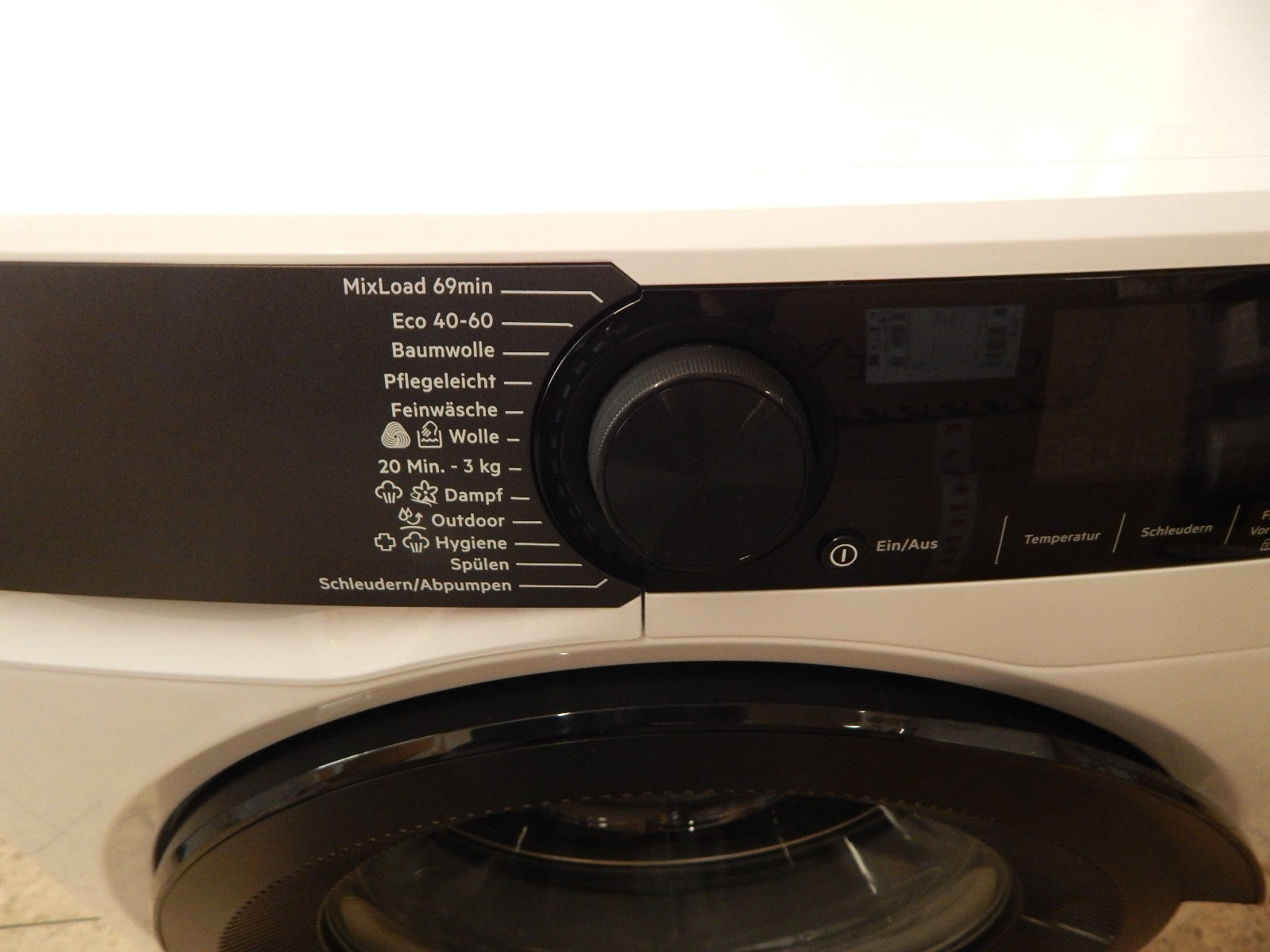 AEG Waschmaschine Serie 7000 mit ProSteam-Technologie LR7FA69FL, 9kg, 1400U/min