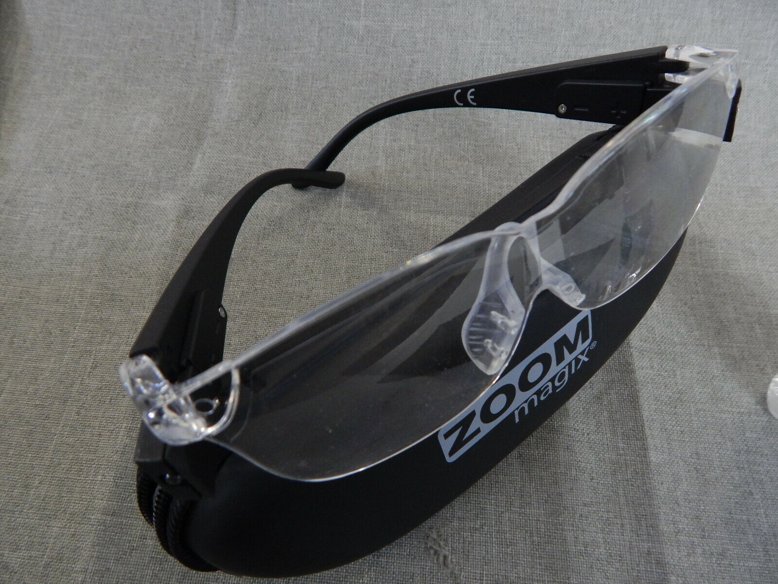 Alltagshilfen  Lesehilfen  Zoom Vision +  LED-Brille