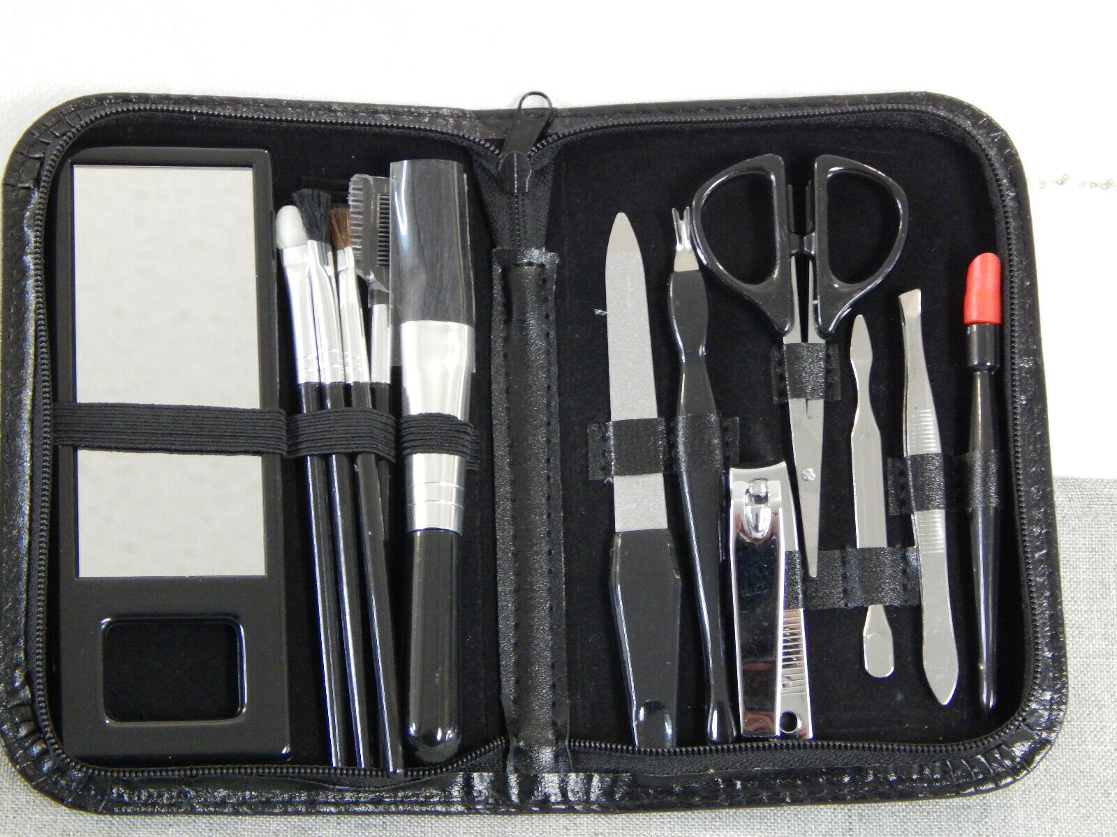 Make-up und Maniküre setzen 13 Wellneo-Elemente